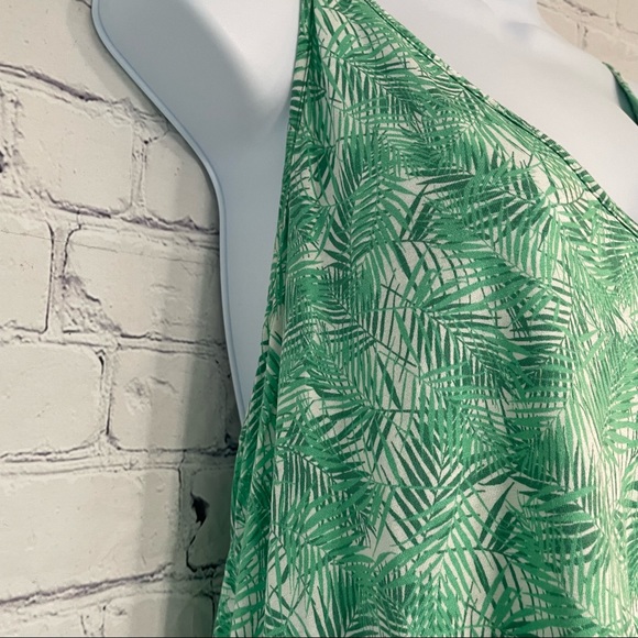 Old Navy Palm Leaf Print Tank Top - Picture 4 of 7